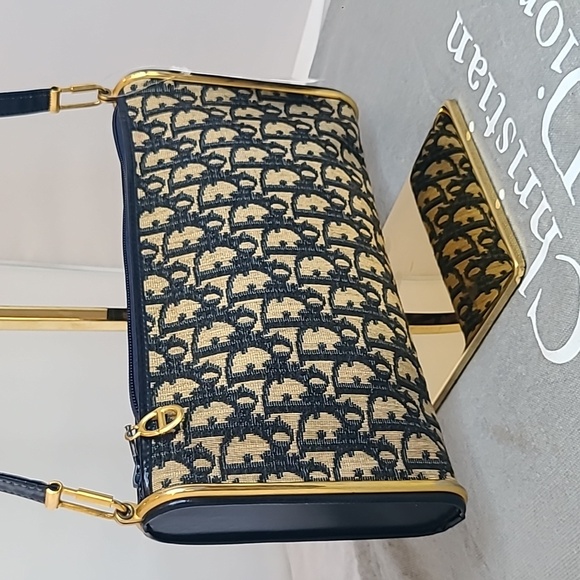 DIOR VINTAGE 1970’S DIORISSIMO CANVAS/LEATHER/GOLD 3WAY CLUTCH/SHLDER/CROSS BODY - Picture 3 of 17
